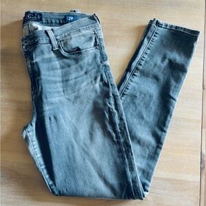 Lucky Brand Brooke Skinny Jeans in Gray Wash
29” Inseam, Size 10/30